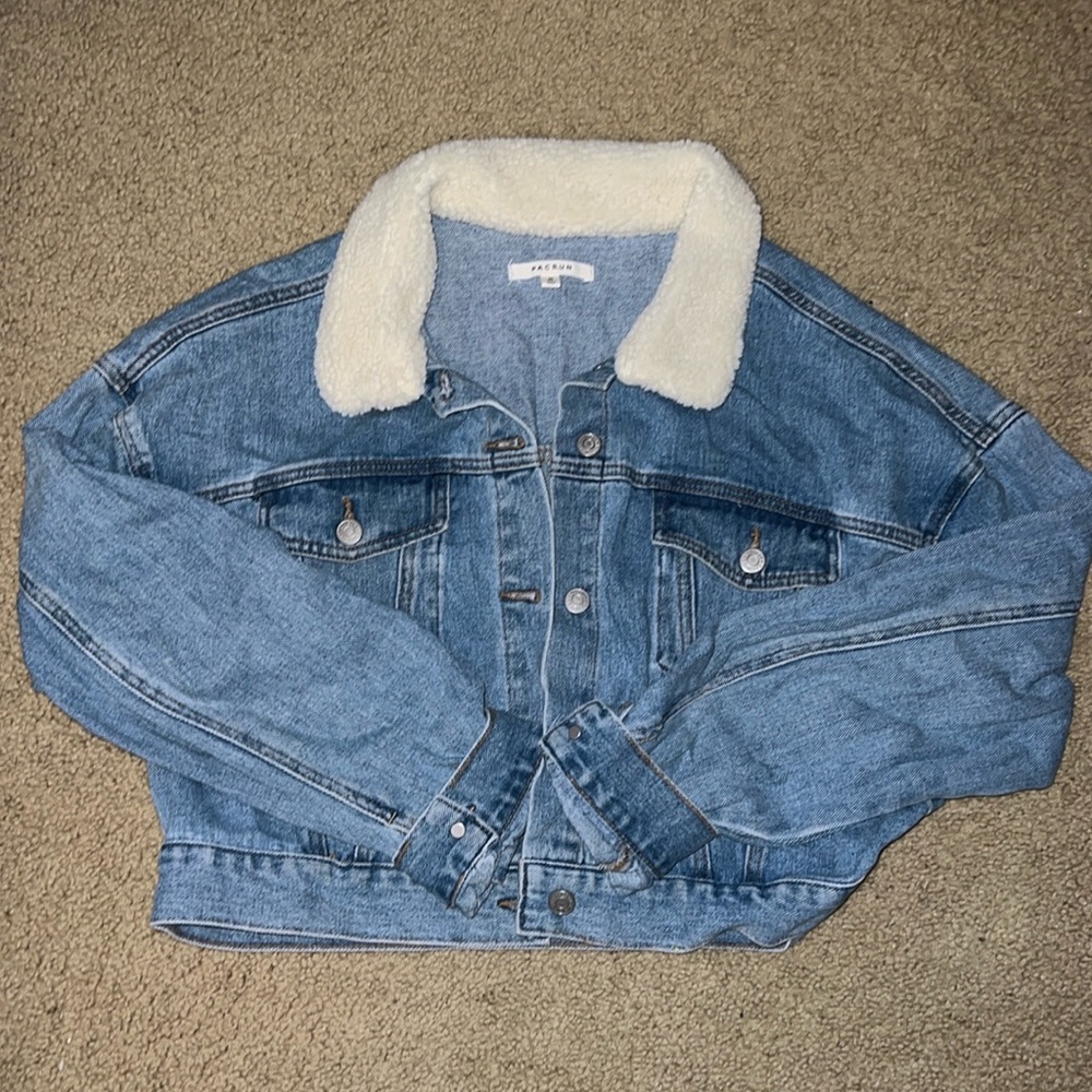 PacSun cropped Sherpa Jean jacket